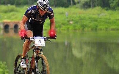 Cycliste : savez-vous identifier vos douleurs dans les mains ?